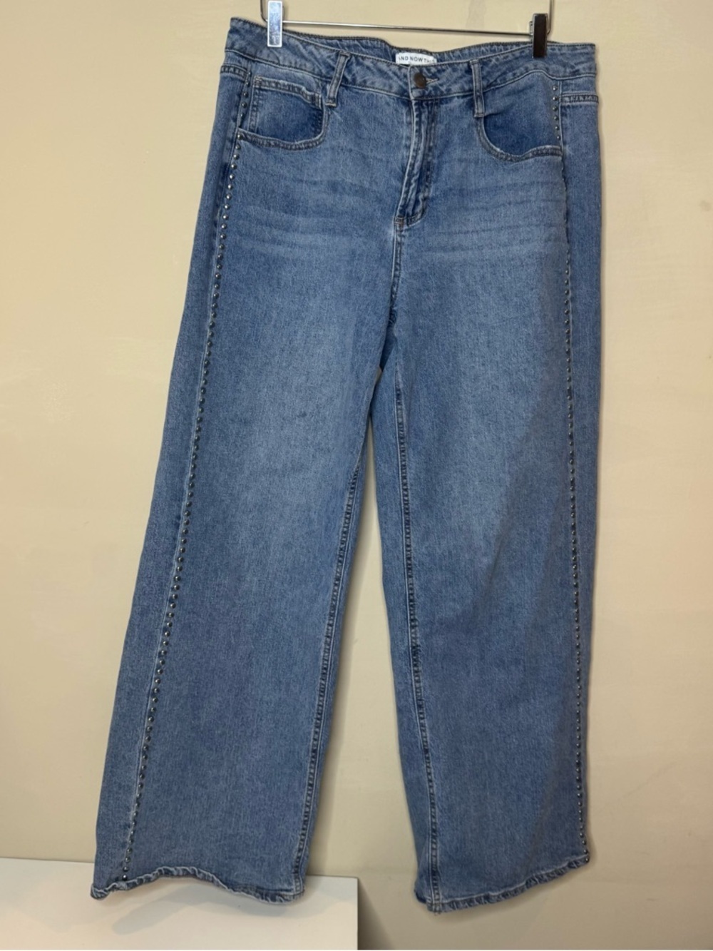 And Now This Studded Wide Leg Jeans Size 32 High Rise Denim - Picture 2 of 12